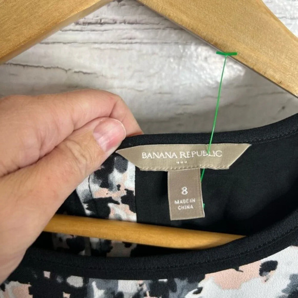 Banana republic black dress floral pink  size 8 - Picture 4 of 7